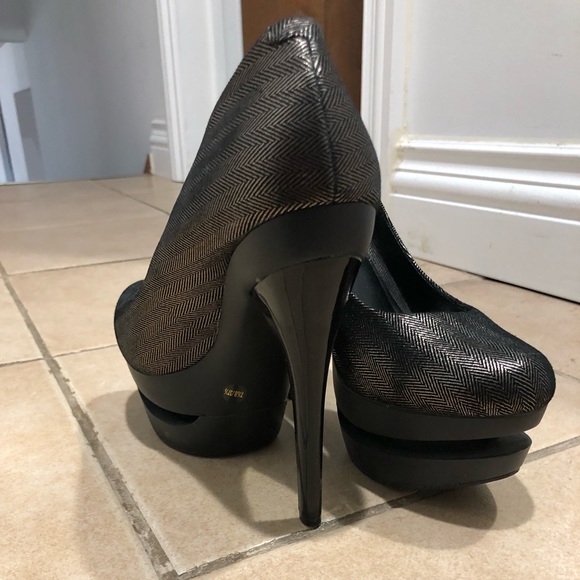 Heels (pumps)- Jessica Simpson - Picture 4 of 4